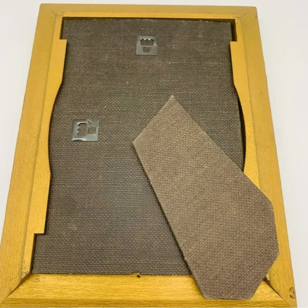 1973 Intercraft Intricate Picture Frame